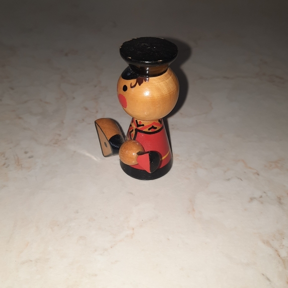 Vintage Musician Figurine Miniature Wood Trinket - Picture 3 of 9